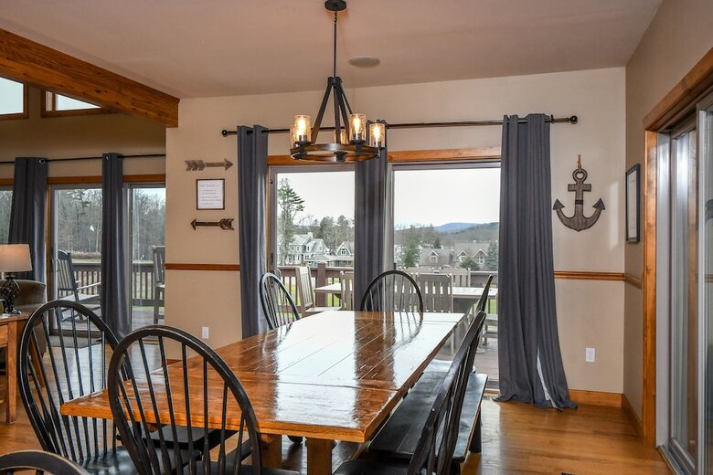No Wake Zone 5 Bedroom House