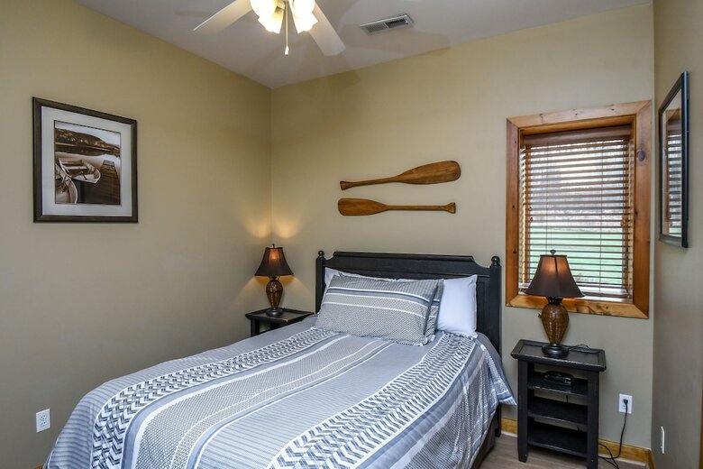 No Wake Zone 5 Bedroom House