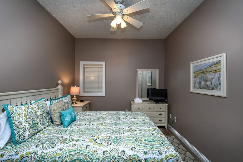Wynsome Run Lodge 7 Bedroom House