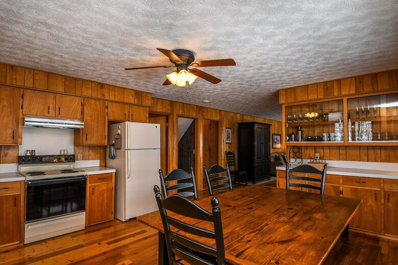 Fish Inn 4 Bedroom House