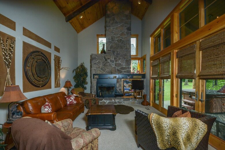 All Seasons Pass 4 Bedroom House