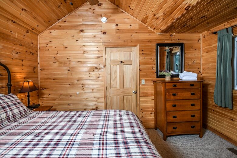 Hideout At Red Pines 3 Bedroom House