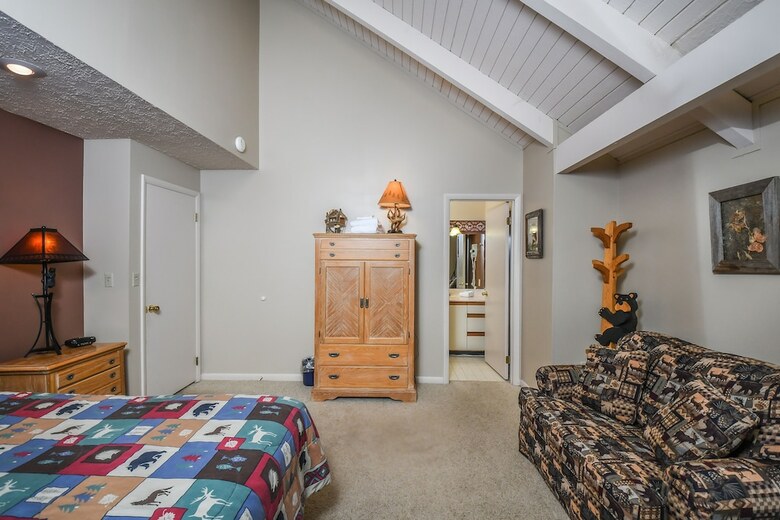 Apartamentos Bear Feet 3 Bedroom Townhome
