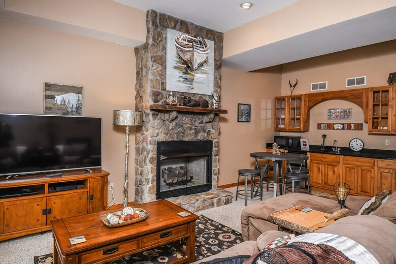 Pinnacle Retreat 5 Bedroom House