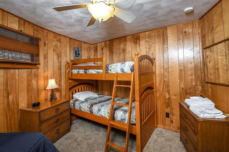 Finn Mccool's 5 Bedroom House