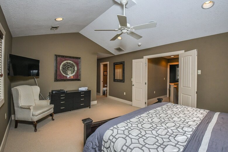 Apartamentos Breathe Easy 5 Bedroom Townhome