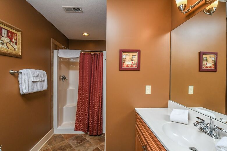 Apartamentos Breathe Easy 5 Bedroom Townhome