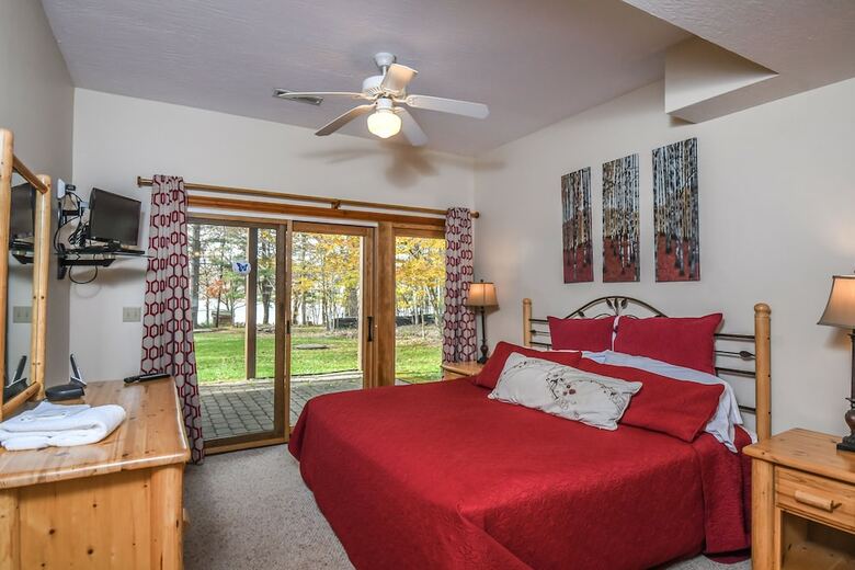 Constantly Cozy 6 Bedroom House