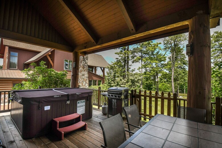 Big Sky 4 Bedroom Townhome