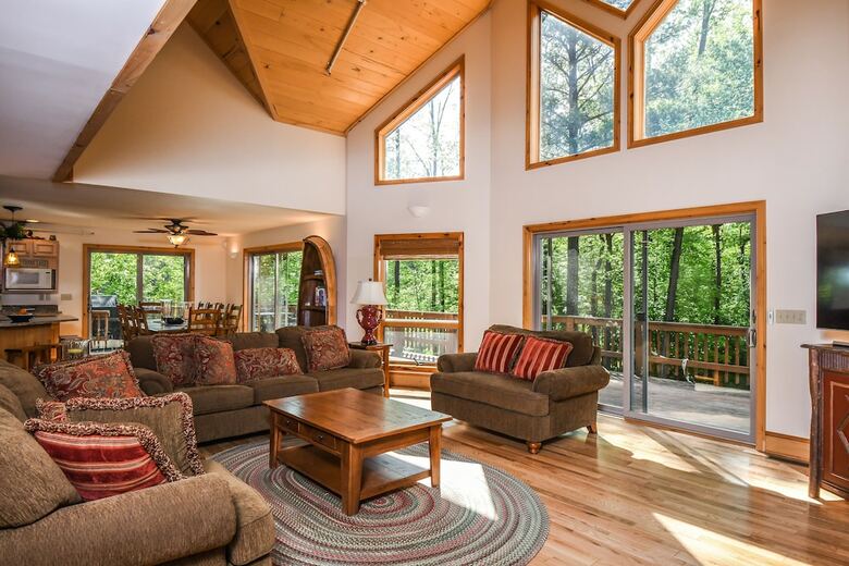 Paradise At Deep Creek 7 Bedroom House