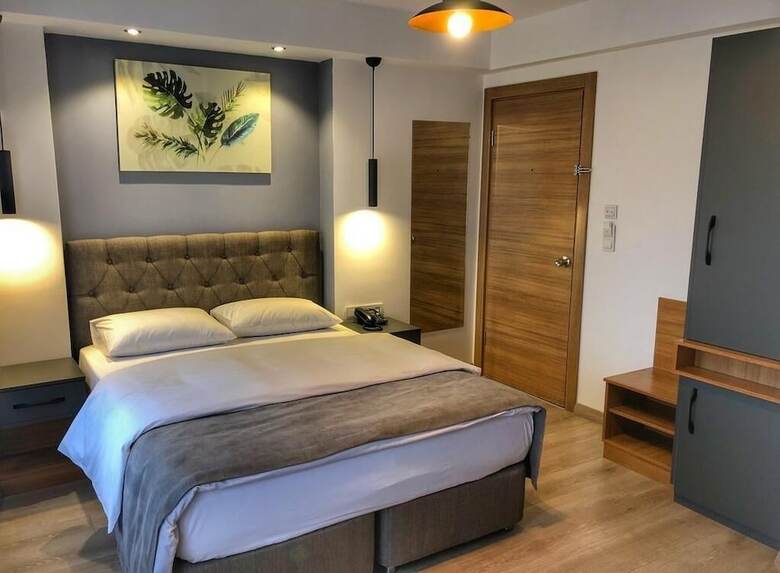 Set Ozer Hotel