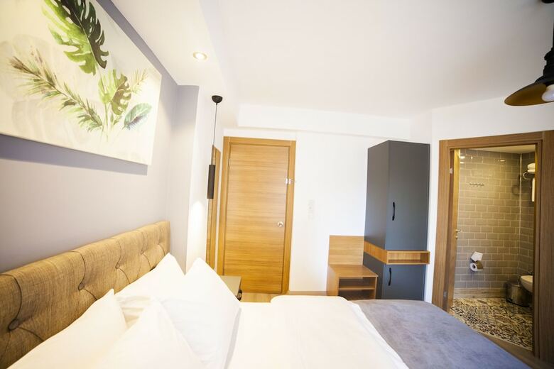 Set Ozer Hotel