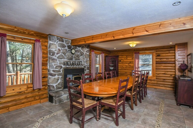 Streamside 4 Bedroom House