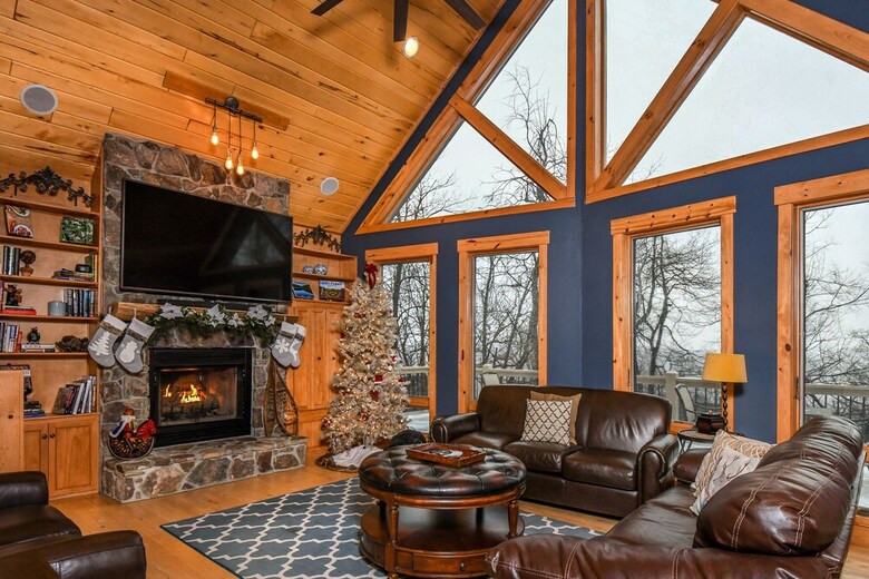 Wispering Heights 4 Bedroom House