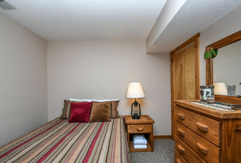 Sunplace 3 Bedroom Townhome #07