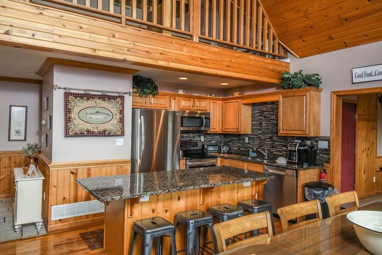 Scenic Overlook 6 Bedroom House