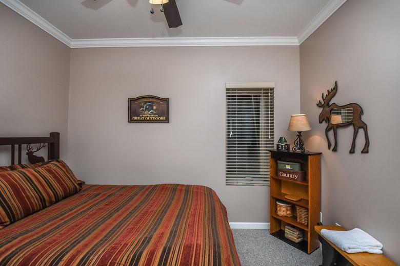 Scenic Overlook 6 Bedroom House