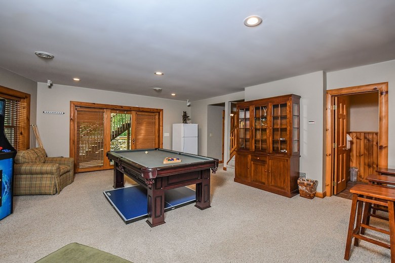 One Ski Hill 5 Bedroom House