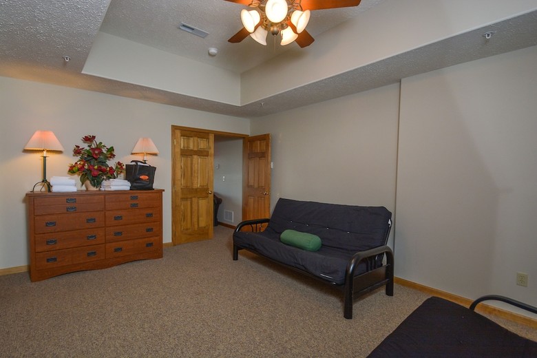 Amazing Overlook 3 Bedroom Townhome