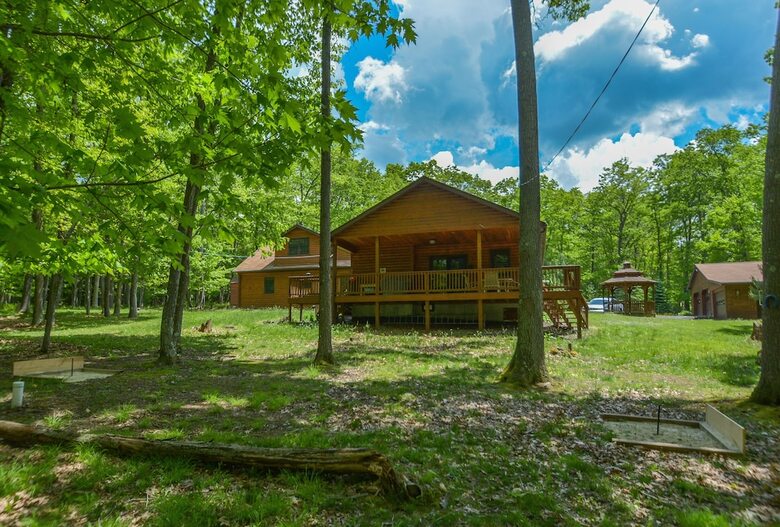 Grey Wolf 3 Bedroom House