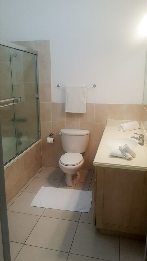 Apartamentos 2 Bed Apt With Balcony At Runaway Bay