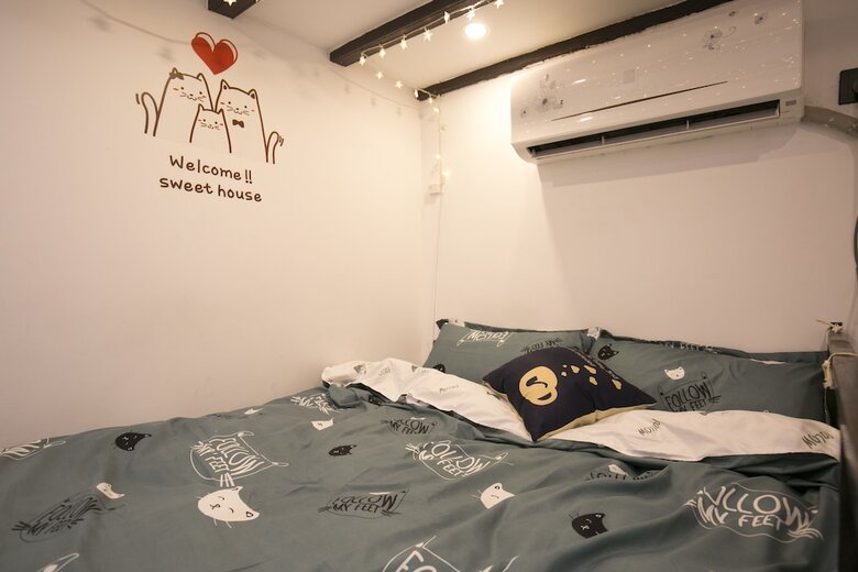 Hard Candy Apartment No.3