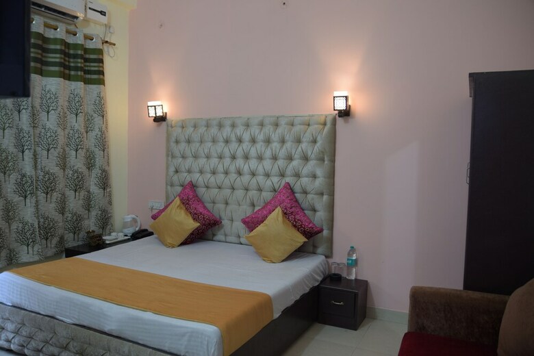 Hostal Sunflower Hostel & Hotel