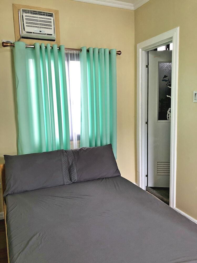 Bed & Breakfast Racadisson Tourist Inn