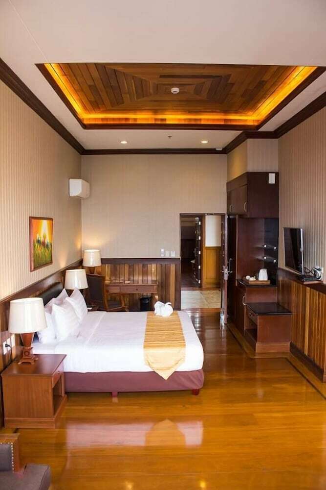 Alta D' Tagaytay Hotel