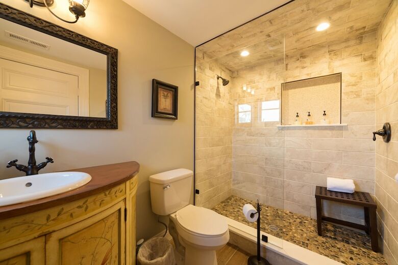 Bed & Breakfast The Jarvis At 220