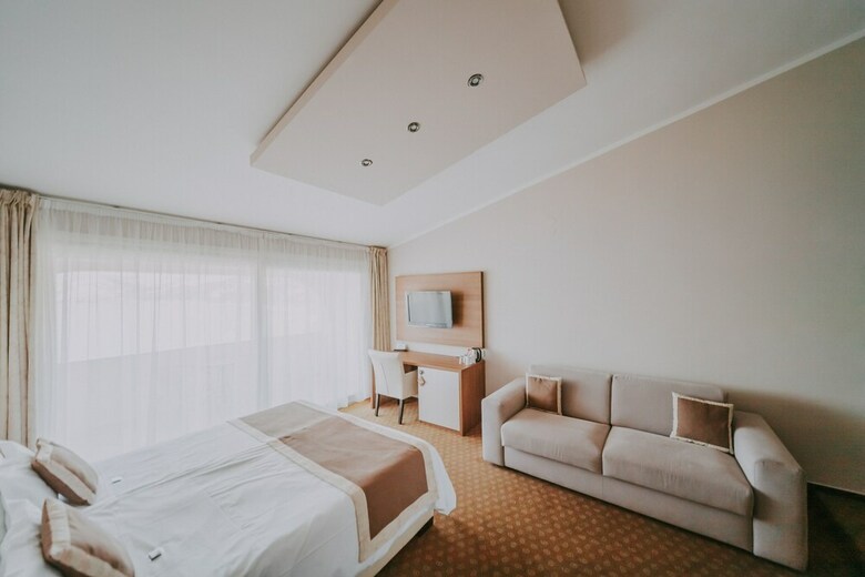 Hotel Rooms Nadia