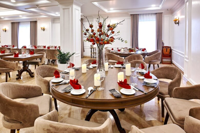 Viet 4 Seasons Hotel