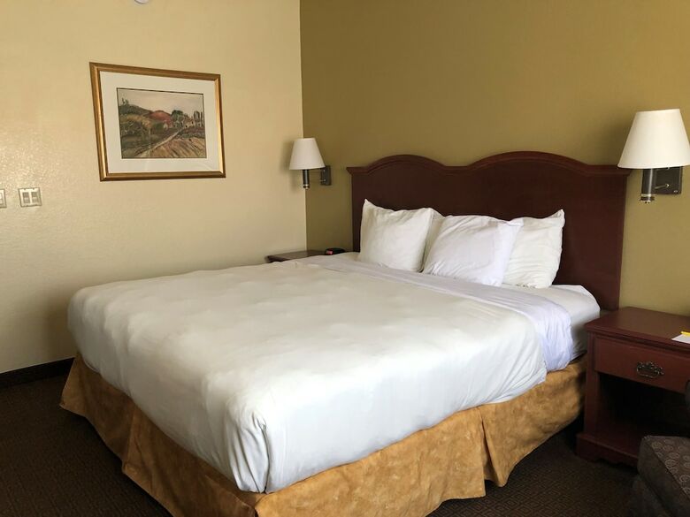 Hotel Days Inn By Wyndham Bernalillo