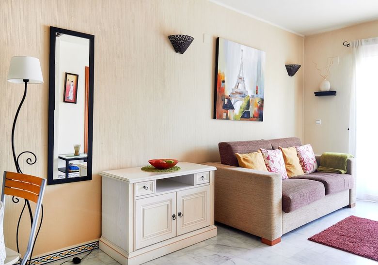 Apartment In Luxury Private Building