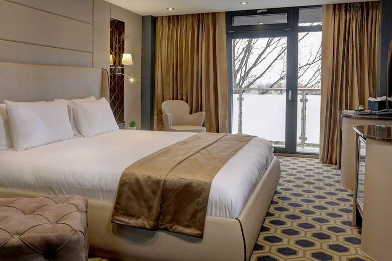 Putney Hotel, Bw Signature Collection