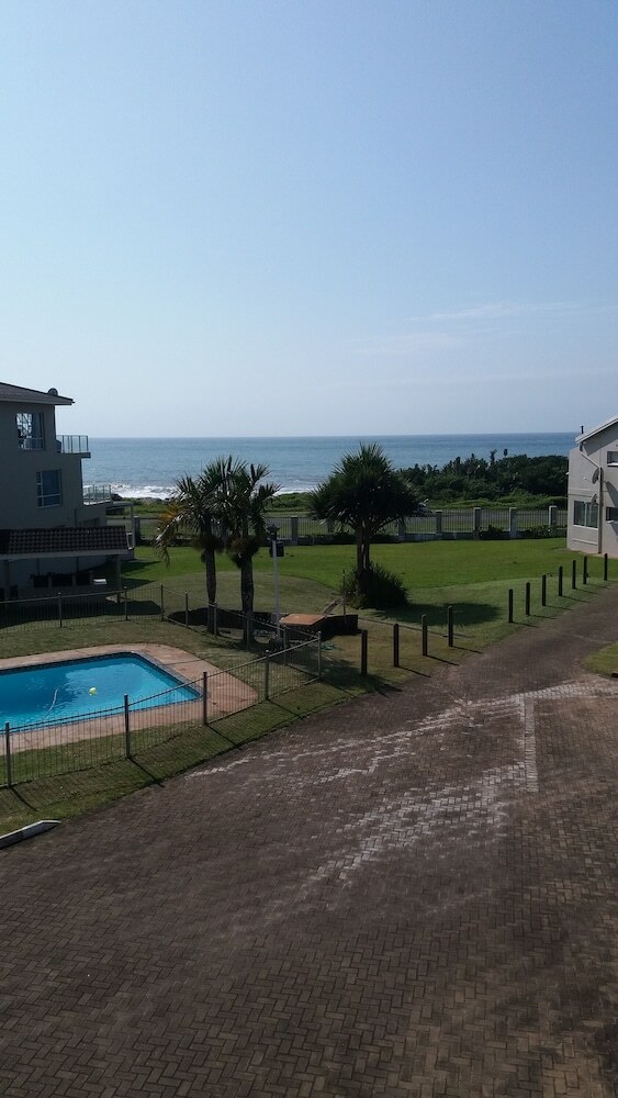 Apartamentos Just Property Uvongo Chalets 11
