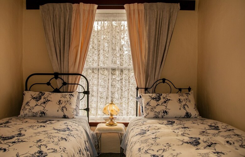 Bed & Breakfast Tophouse Historic Inn