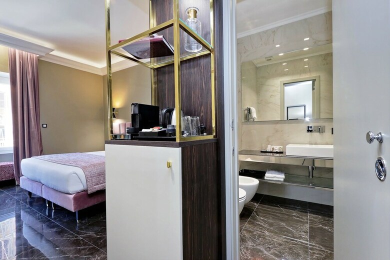 Bed & Breakfast Merulana 13 - Exclusive Rooms