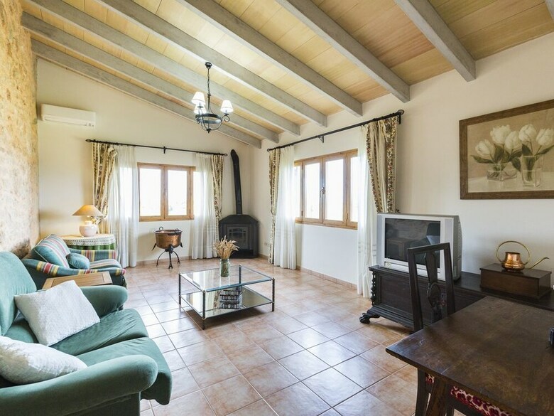 G Rentals Villa Agina