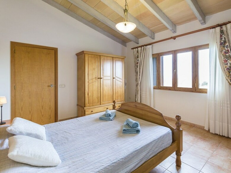 G Rentals Villa Agina