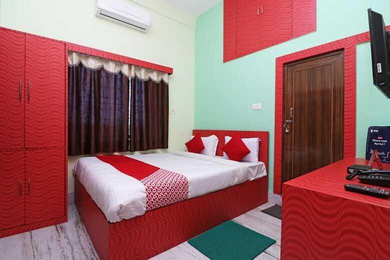 Hotel Oyo 8238 Amar Bangla