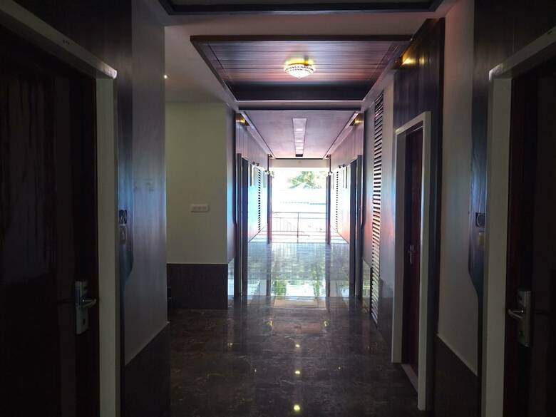 Hotel Tango Beach Resort