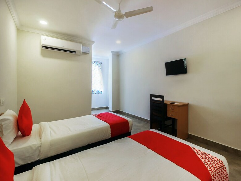 Hotel Oyo Flagship 13544 Sri Sai Nilayam