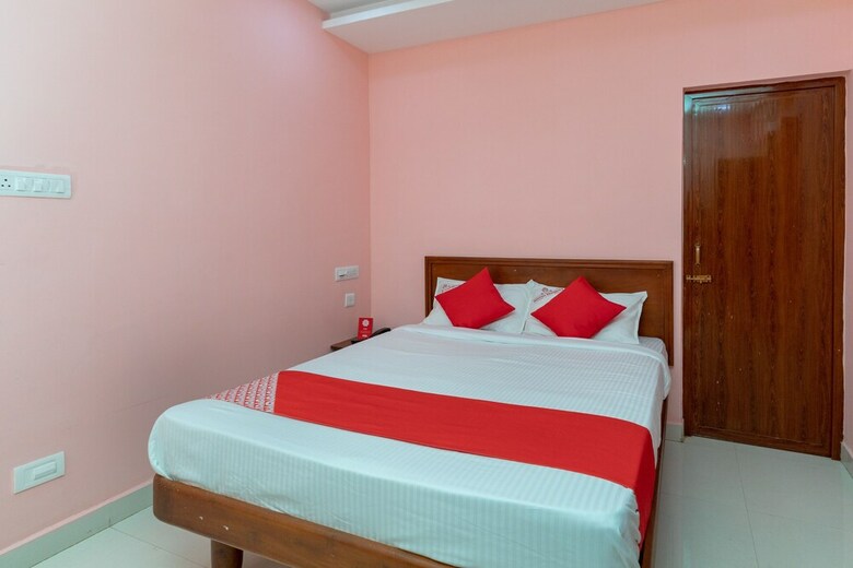 Oyo 17100 Hotel Amman Residency