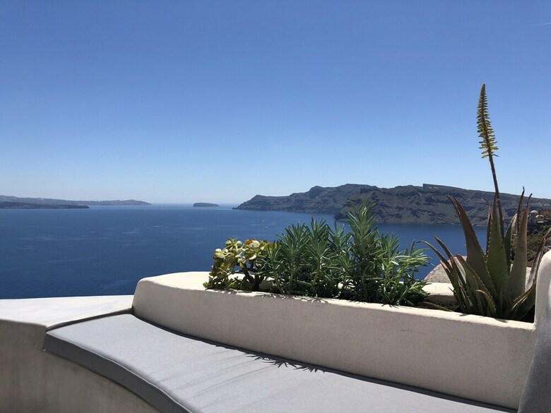 Marble Sun Villa By Caldera Houses