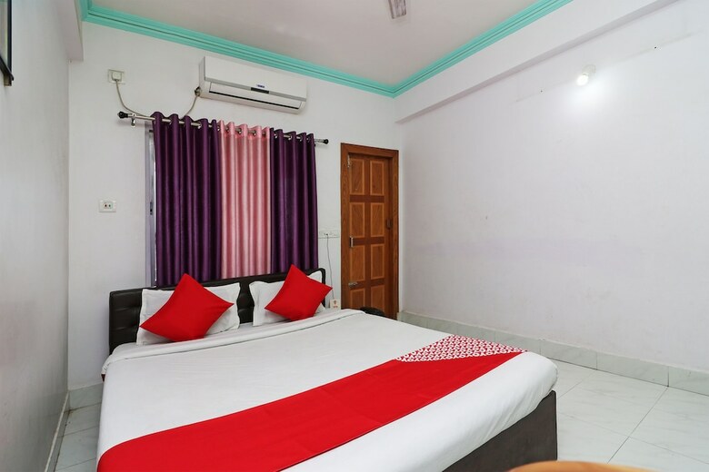 Hotel Oyo 16872 Chakra Nayan Tara