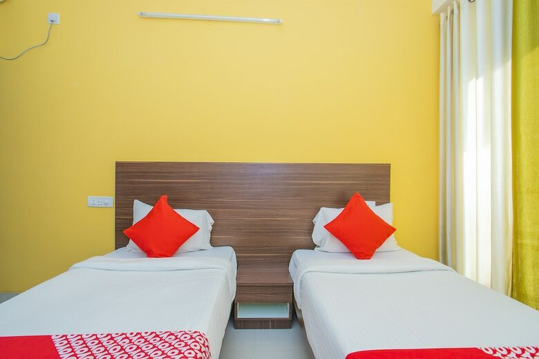 Hotel Oyo 22935 Iwe Studio