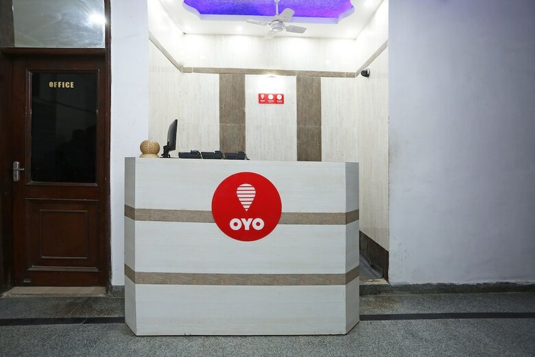 Hotel Oyo 16562 Flagship Sector 11