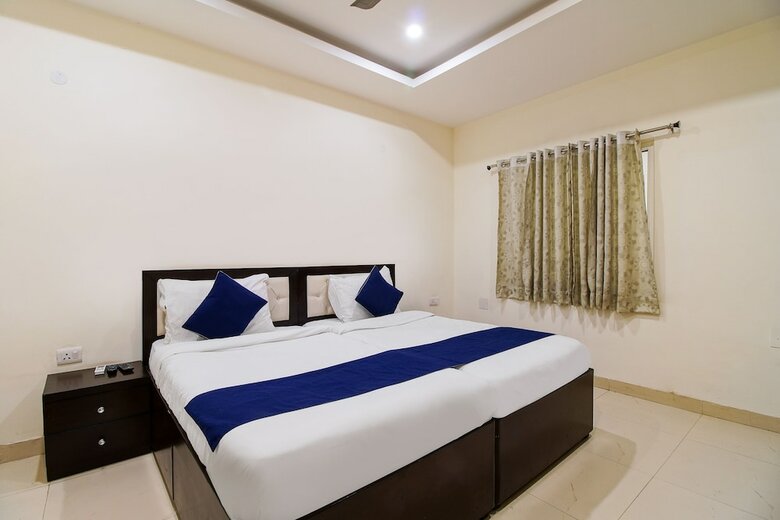 Hotel Oyo 20024 Silverkey Golf Course Road