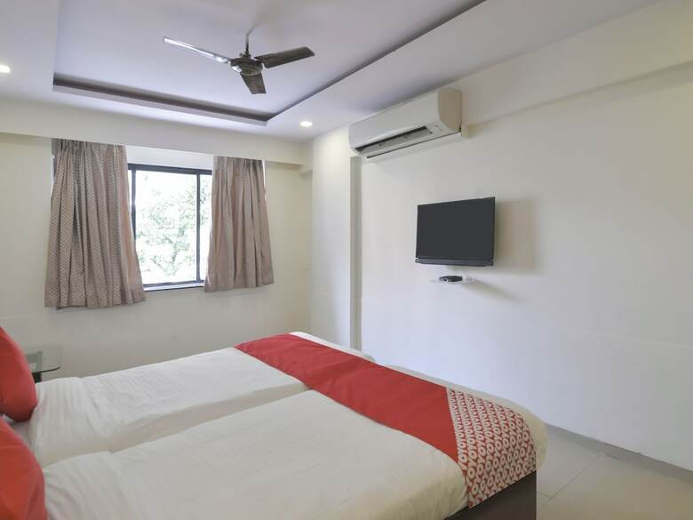 Hotel Oyo 17165 Flagship Ace Residency Marol